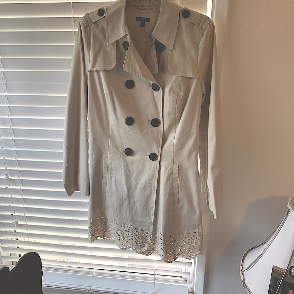 Woman’s trench coat